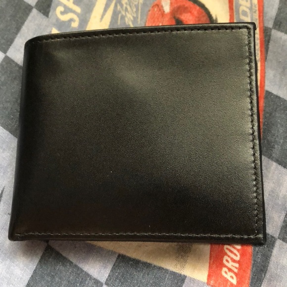 Perry Ellis black leather wallet - Picture 1 of 3